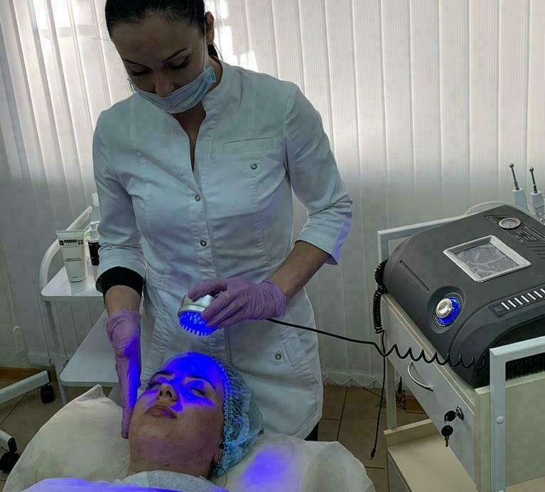 Аппаратная косметология Фотохромотерапия